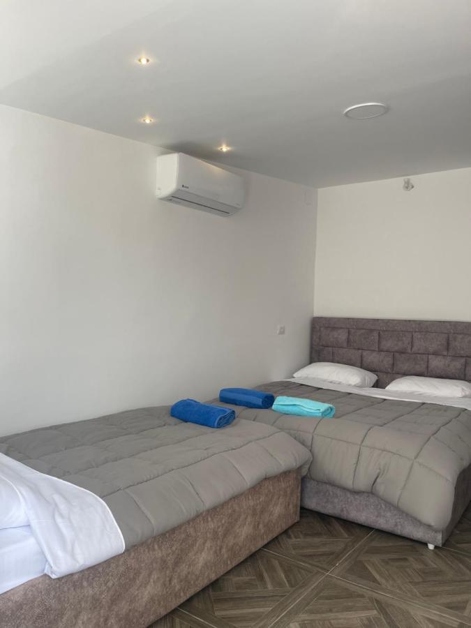 Ylli Guesthouse Permet Exterior photo